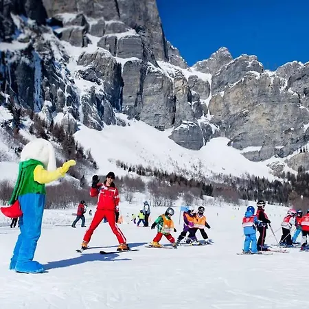 Center, Sauna, View - Haus Linaria Apartment Leukerbad